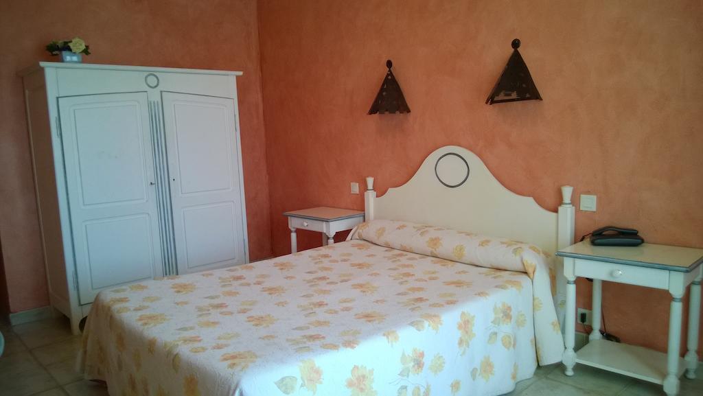 Hotel Les Cavalets Bauduen Bilik gambar