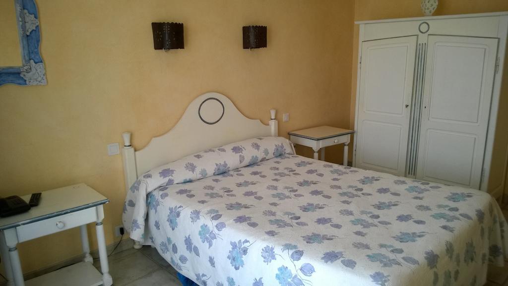 Hotel Les Cavalets Bauduen Bilik gambar