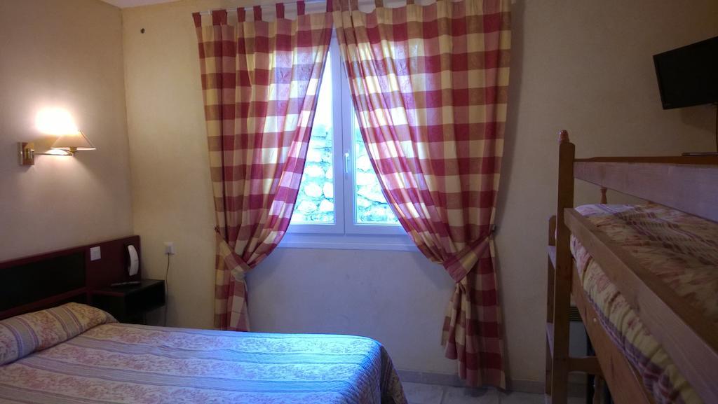 Hotel Les Cavalets Bauduen Bilik gambar